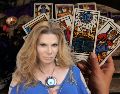 Este sábado 29 de agosto, la afamada astróloga Mhoni Vidente revela los mensajes del tarot para orientar a cada signo del zodiaco en el dinero, el amor, la salud y las relaciones familiares. FACEBOOK/MHONIVIDENTE