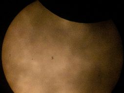 El eclipse lunar alcanzará su punto máximo a esta hora del centro de México. EFE/ARCHIVO