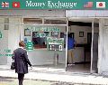 El peso mexicano registró una ligera depreciación frente al dólar al cierre de la sesión bursátil. AFP
