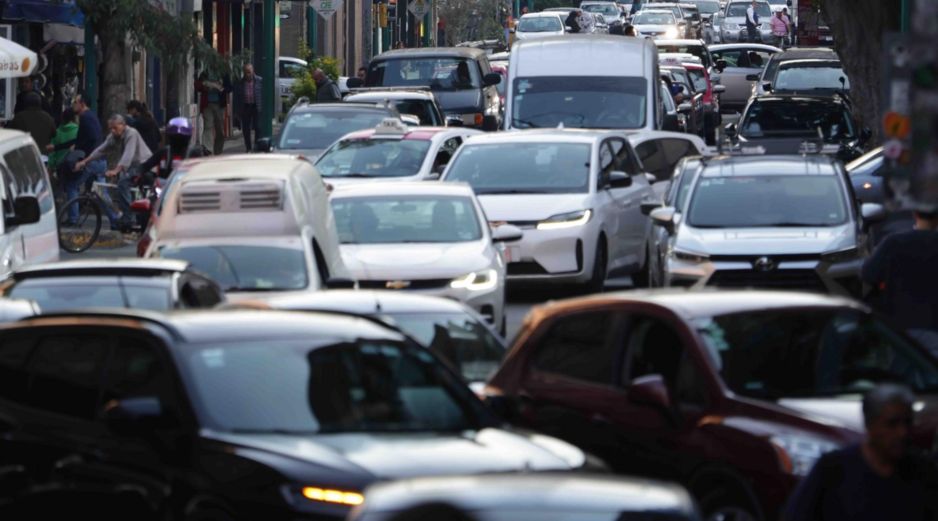 El programa Hoy No Circula se aplica de las 5:00 a las 22:00 horas en todas las alcaldías de la Ciudad de México y en tres zonas conurbadas del Estado de México. SUN/F. Rojas
