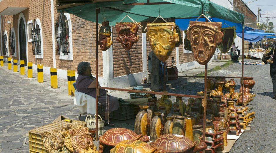 Conoce la historia, las técnicas y el legado cultural de los artesanos tonaltecas que mantienen viva la tradición alfarera de México, fusionando saberes prehispánicos y españoles en cada pieza. EL INFORMADOR/ Archivo