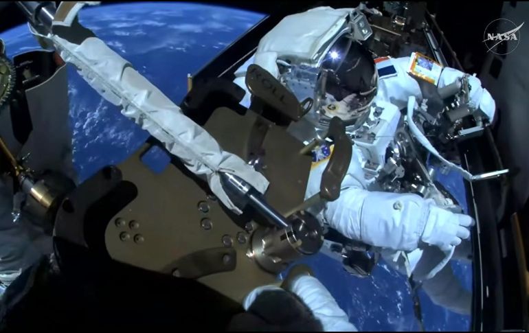 En total, la agencia espacial estadounidense calcula que la basura espacial ya supera las 9 mil toneladas. EFE/NASA