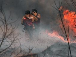 Se ha reportado que el incendio está contenido en apenas un 8% hasta la noche del martes. UNSPLASH