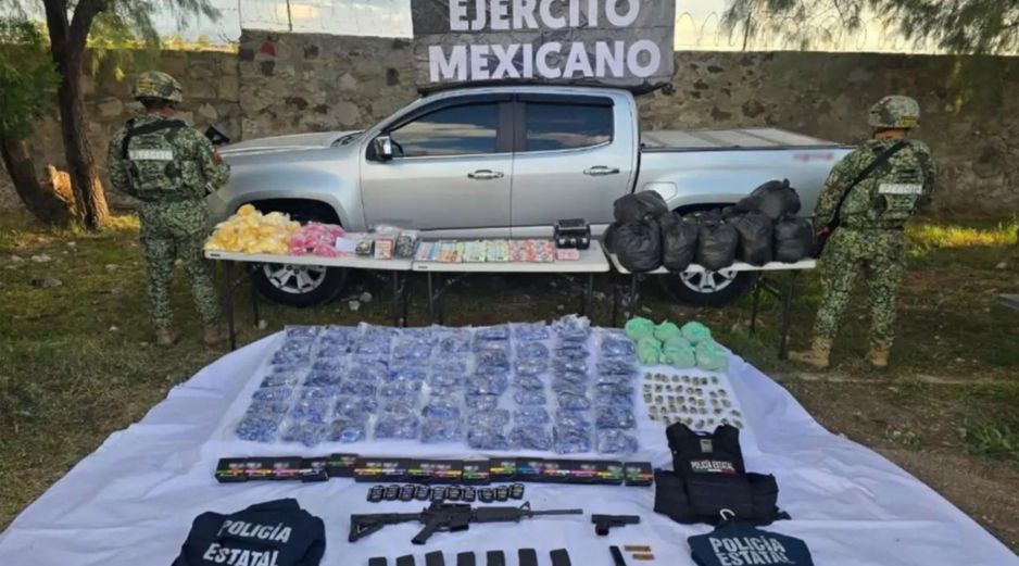 Lo asegurado fue puesto a disposición de la Fiscalía General de la República; no se reportaron detenciones. ESPECIAL/FGR