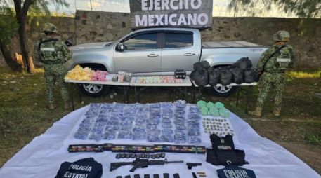 Lo asegurado fue puesto a disposición de la Fiscalía General de la República; no se reportaron detenciones. ESPECIAL/FGR