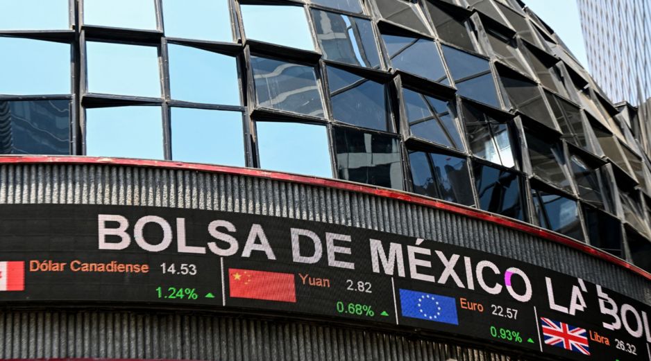 Con el movimiento positivo de este martes, el rendimiento del índice mexicano en lo que va de agosto es del -0.96 por ciento. AFP/ARCHIVO