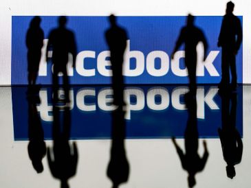 Meta pagará millones de dólares por un acuerdo sobre la adicción de adolescentes a Facebook e Instagram y reforzará la seguridad infantil. AFP/ARCHIVO
