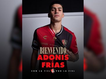 Adonis Frías, originario de Florencio Varela, Argentina, cuenta con una trayectoria que lo ha llevado a competir en distintos escenarios del futbol sudamericano y mexicano. X / @AtlasFC