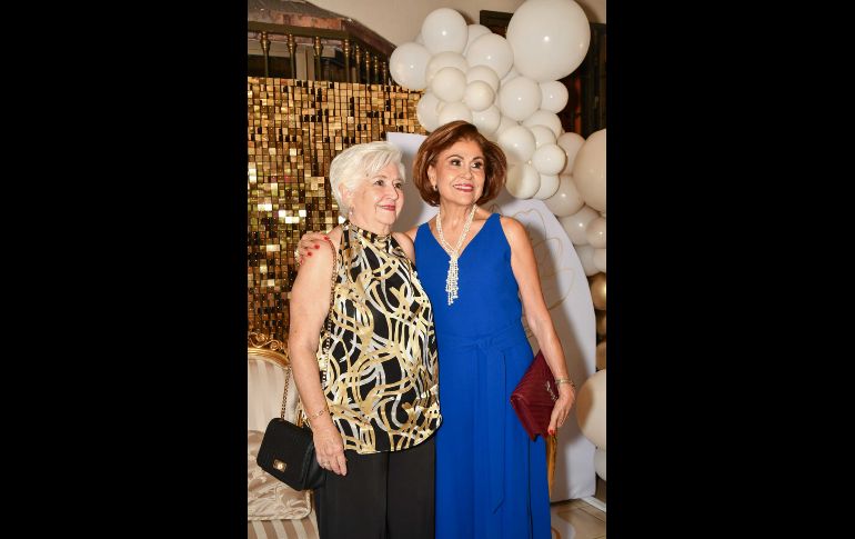 Bertha Navarro y Ana Celis. GENTE BIEN JALISCO / Cumpleaños de Josefina Morquecho