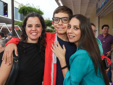 Abril Domínguez, Daniel Valdez e Italia Ochoa. GENTE BIEN JALISCO / Revista del 28 de agosto 2026