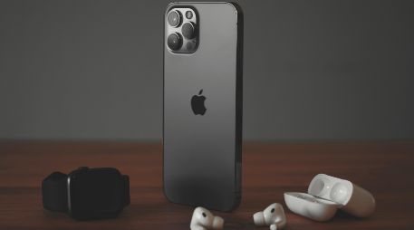 Entre sus principales novedades del iPhone 18 Pro Max estarían su procesador, el A20 Pro. UNSPLASH / D. BRENDEL