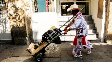 No solo Björk y Rosalía conocieron San Juan de Dios, el diablo llegó a convertirse en uno de los protagonistas de la historia tapatía. EL INFORMADOR/ARCHIVO