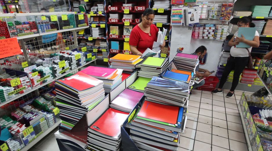 Mientras algunos artículos y servicios tradicionales han perdido demanda, otros relacionados con la tecnología, la comunicación y los servicios digitales están creciendo. EL INFORMADOR/ARCHIVO