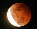 Este evento astronómico será visible en México, ya que el país se encuentra dentro de la zona de visibilidad del eclipse lunar parcial, al igual que el resto de América. CANVA