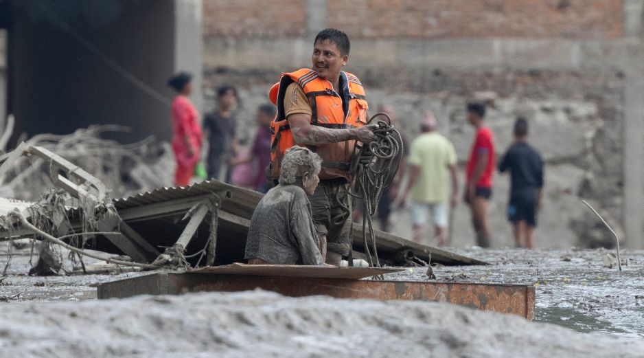 Las recientes inundaciones en Nepal han dejado al menos 98 muertos y casi 400 desaparecidos. EFE/N. Shrestha