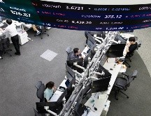Al interior del mercado mexicano, destacaron las pérdidas de las emisoras Industrias Peñoles, Orbia, GCC y Grupo Aeroportuario del Centro Norte. EFE/J. Heon Kyun