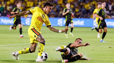 Toluca y América ganaron ayer y dejaron a la Liga MX con cuatro representantes entre los cuatro mejores del torneo. EFE/C. Torres