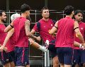 Rodri (c), durante el entrenamiento del Barcelona antes del partido de LaLiga contra el Athletic Club. EFE/F. Fontcuberta.
