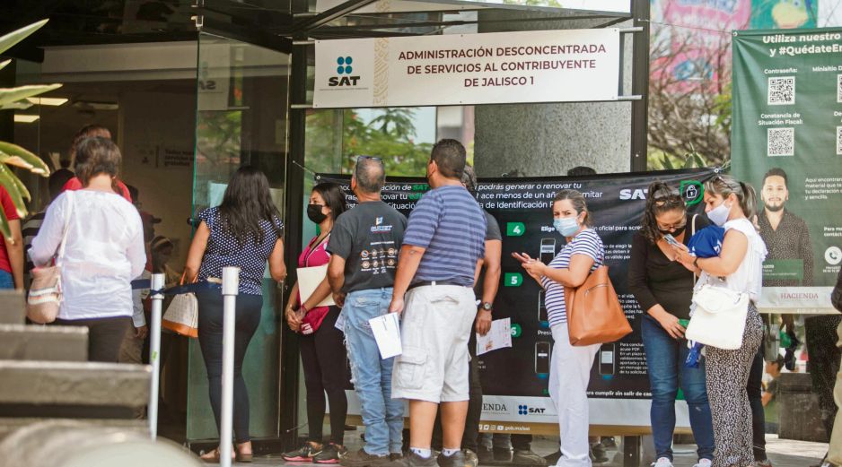 El SAT confirmó que el 17 de septiembre es la fecha límite para cumplir con ocho trámites fiscales. EL INFORMADOR/ Archivo