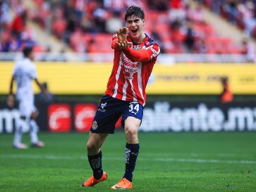 El fichaje de Armando "Hormiga" González con el Olympiacos de Grecia se concretó gracias a la gestión de Roc Nation Sports, la agencia de Jay-Z, marcando su salto a Europa. EL INFORMADOR/ARCHIVO