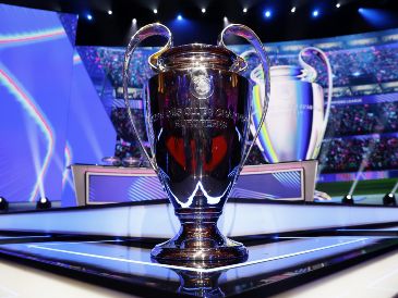 El sorteo de la fase liga de la Champions League dejó emparejamientos cargados de tensión emocional. EFE / S. Nogier