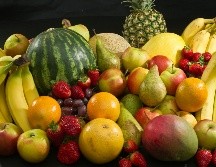 Descubre por qué los especialistas en nutrición sugieren evitar el consumo exclusivo de fruta por la mañana y cómo combinarla para obtener energía duradera. Unsplash