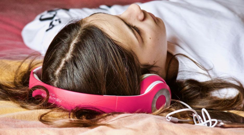 Durante la adolescencia, nuestro cerebro experimenta una explosión de actividad y plasticidad sin precedentes. ESPECIAL / CANVA