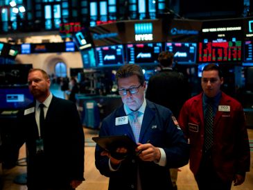 Este jueves, el Nasdaq fue el indicador más beneficiado al tener un avance de 1.57 por ciento. AFP/ARCHIVO