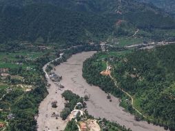 La masa glacial se habría precipitado más de mil metros de desnivel sobre la cuenca del Lhende Khola. EFE / ARCHIVO