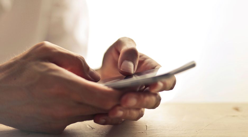La CRT advierte sobre fraudes telefónicos ante la suspensión de líneas celulares no registradas. ESPECIAL/PEXELS