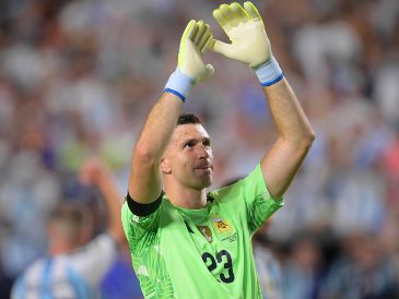 El guardameta estuvo en negociaciones con la Juventus de Turín; sin embargo, el fichaje por la escuadra de la Serie A no se concretó. IMAGO7.