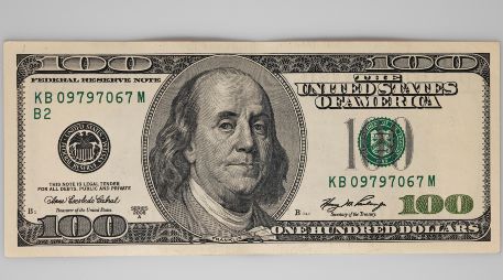El tipo de cambio FIX publicado hoy virnes 28 de agosto en el Diario Oficial de la Federación (DOF) se ubica en 16.9712 pesos por dólar. UNSPLASH / E. AKYURT