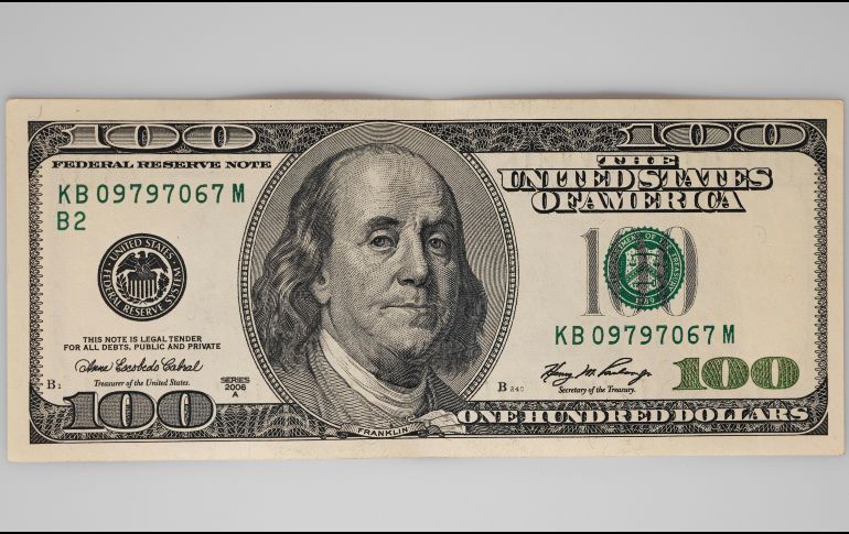 El tipo de cambio FIX publicado hoy virnes 28 de agosto en el Diario Oficial de la Federación (DOF) se ubica en 16.9712 pesos por dólar. UNSPLASH / E. AKYURT
