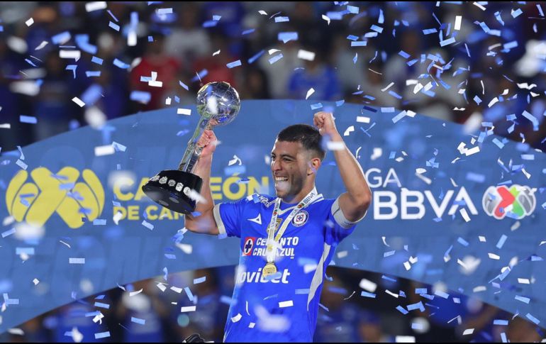Ahora solo resta que el Mónaco libere una plaza de jugador extracomunitario para completar el registro de Erik Lira y dar paso al anuncio oficial. IMAGO7