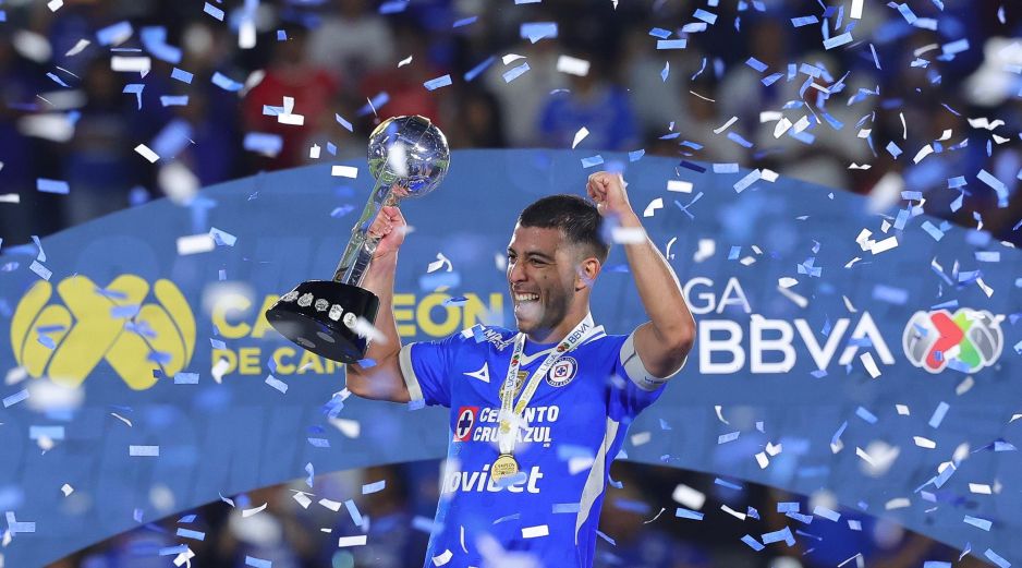 Ahora solo resta que el Mónaco libere una plaza de jugador extracomunitario para completar el registro de Erik Lira y dar paso al anuncio oficial. IMAGO7