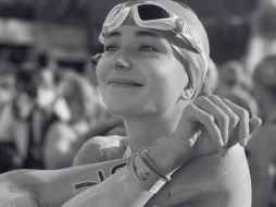 Victoria de Yturbe nadará 48.5 kilómetros alrededor de Manhattan en el reto 20 Bridges Swim. INSTAGRAM/donabrazadas