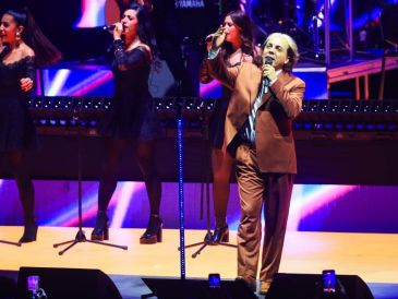 Con temas como “No podrás”, lágrimas, risas y una lluvia de clásicos, el intérprete convirtió el Auditorio Telmex en una noche llena de nostalgia. EL INFORMADOR/ J. Acosta