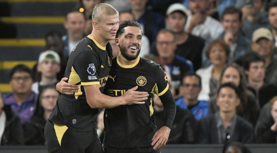 Erling Haaland y Rayan Cherki marcaron doblete cada uno para darle el triunfo al City. EFE