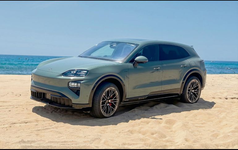 El Porsche Cayenne Electric combina proporciones deportivas, rines de hasta 22 pulgadas y elementos aerodinámicos activos. ESPECIAL