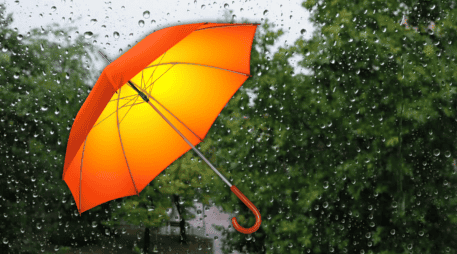 Las lluvias más intensas y focalizadas se esperan entre las 18:00 y las 20:00 horas. ESPECIAL / CANVA