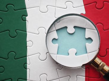 El Gobierno incorporará a especialistas nacionales y extranjeros en análisis de datos, estadística, matemáticas, inteligencia artificial y programación para revisar las bases del registro y los procesos de búsqueda. ESPECIAL / CANVA
