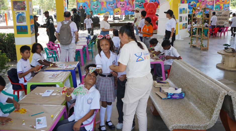 Con el Tren de la Cultura, quieren que cada menor de la región 