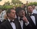 Peña Nieto reaparece en público durante la boda del cantante israelí Omer Adam, celebrada en Italia. ESPECIAL.