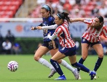 Pumas derrotó 0-2 a Chivas Femenil en el Estadio AKRON y puso fin a una racha de 12 partidos sin perder de las rojiblancas como locales. IMAGO7.
