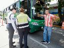 Capacitación, supervisión y vigilancia forman parte de las medidas aplicadas para disminuir los riesgos asociados con el transporte público. ESPECIAL