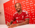 Liverpool tiene reemplazo para Salah; el joven Barcola llega como el fichaje más caro de la historia del club. ESPECIAL / Liverpool