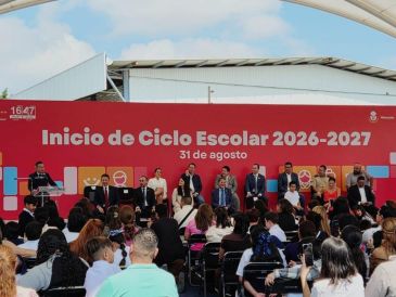 Autoridades estatales y municipales destacaron los avances en infraestructura y equipo tecnológico para la educación en el estado. ESPECIAL