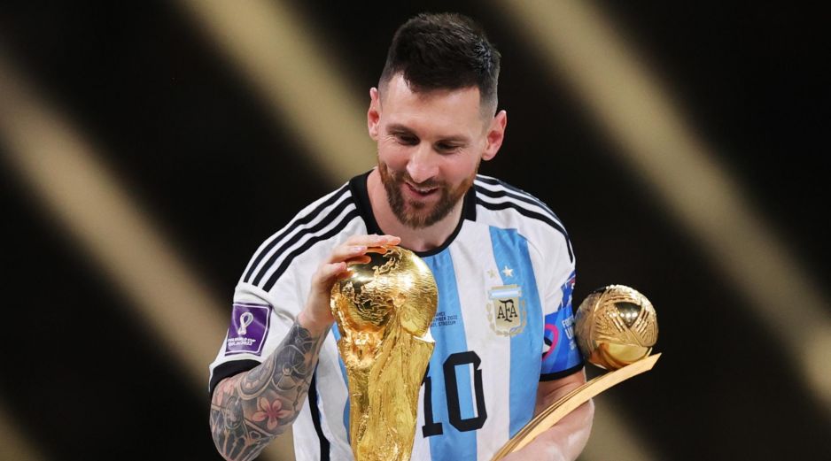 Lionel Messi anunció oficialmente su retiro del equipo nacional mediante una emotiva carta. EFE / ARCHIVO