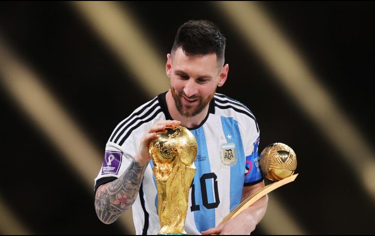 Lionel Messi anunció oficialmente su retiro del equipo nacional mediante una emotiva carta. EFE / ARCHIVO