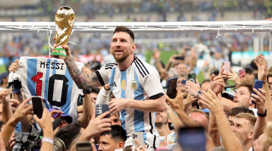 La salida de Messi obliga a Argentina a pensar en una nueva etapa encaminada a encontrar otro crack. EFE/ARCHIVO